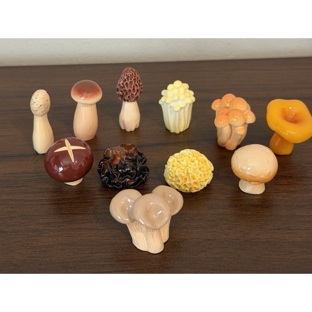 Lot of 11 Miniature Hard Plastic Mushrooms Cake Decor Crafts Collectible